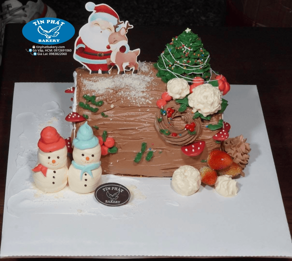 Bánh Kem Khúc Cây Giáng Sinh TP 2470