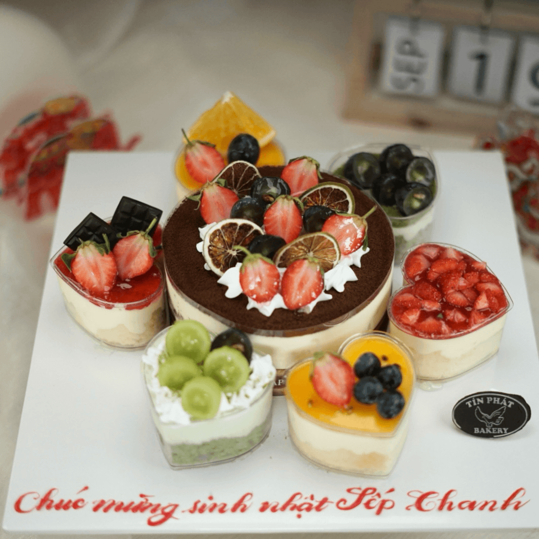 Set Tiramisu Và Mousse Nhỏ TP 2557
