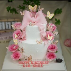 Bánh Kem 2 Tầng Nơ Và Hoa Hồng TP 3054